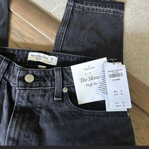 Abercrombie & Fitch Black High Rise Skinny Jeans